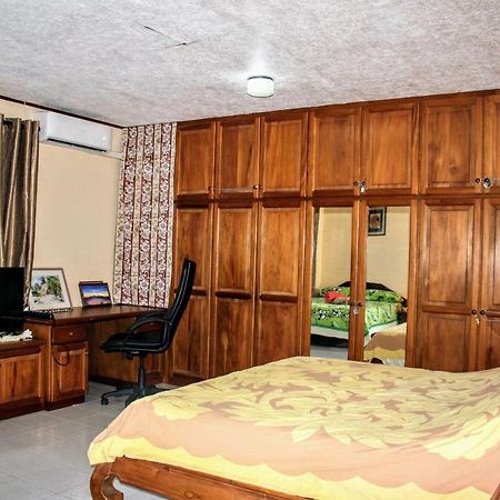 Tahiti - Sanny'S Place Family Room & Poo Punaauia  Екстер'єр фото